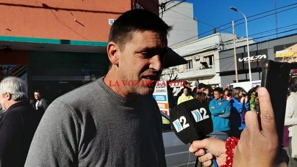 Con un enorme apoyo popular, se desarrolló la Marcha Nacional Universitaria en Tandil